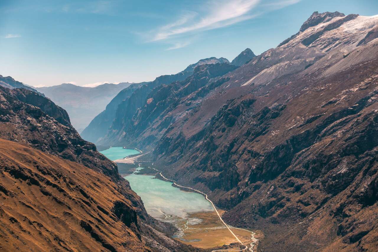 A lake from a mountain road in Huaraz