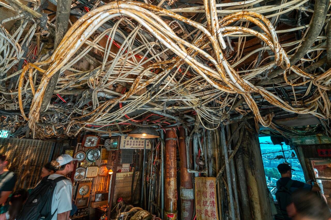 Electrical wires at Kowloon Walled City Park