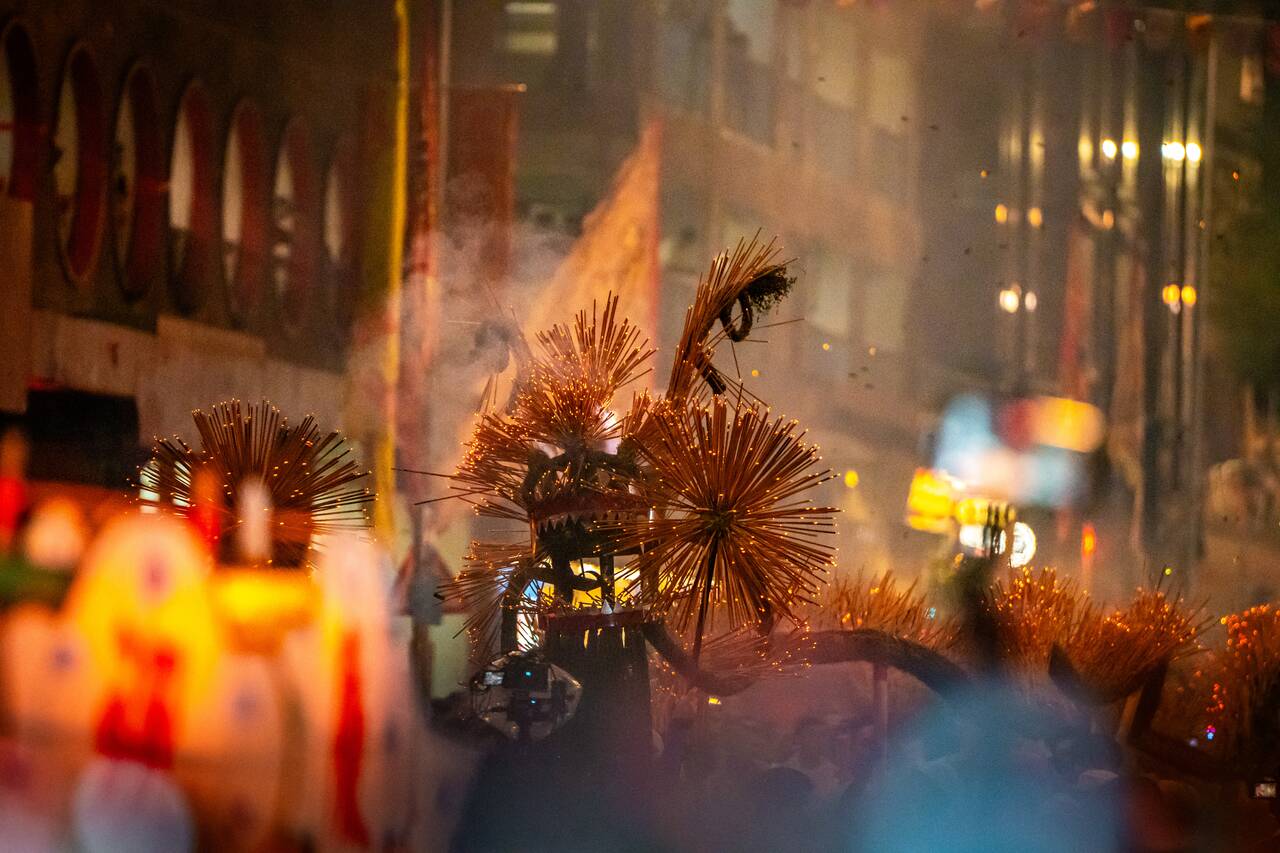 Explosive Fire Dragon Dance at Tai Hang