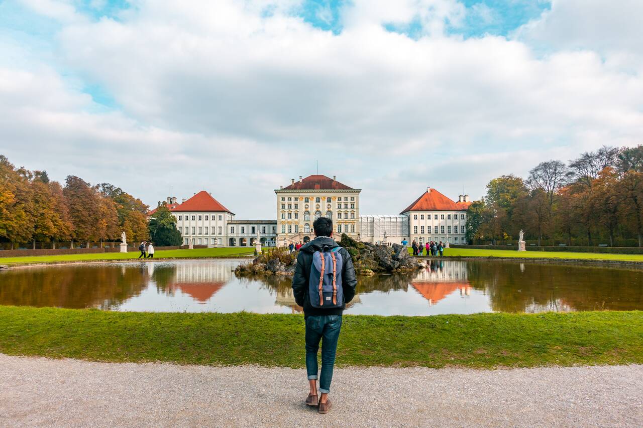 Me standing in front of Nymphenburg Palace