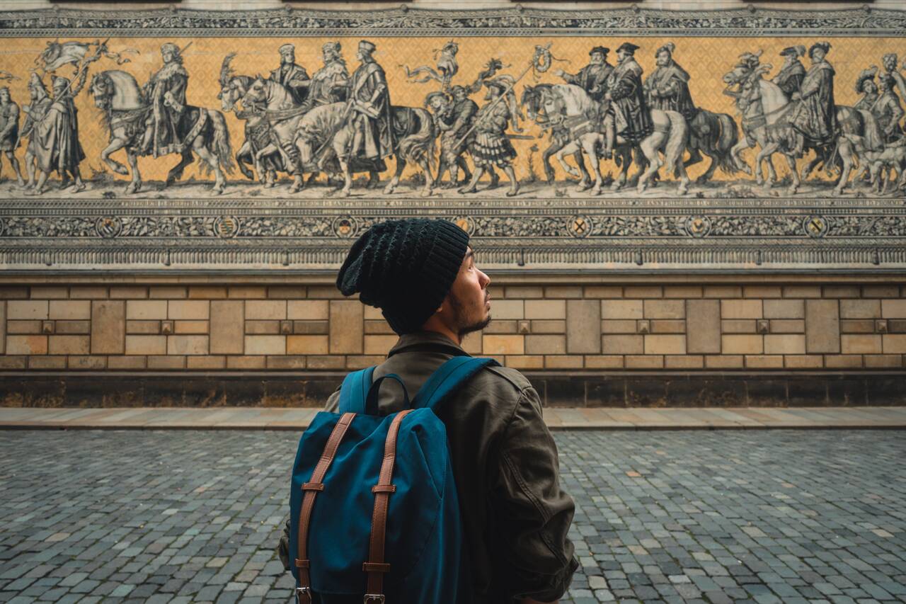 Me standing at Fรผrstenzug