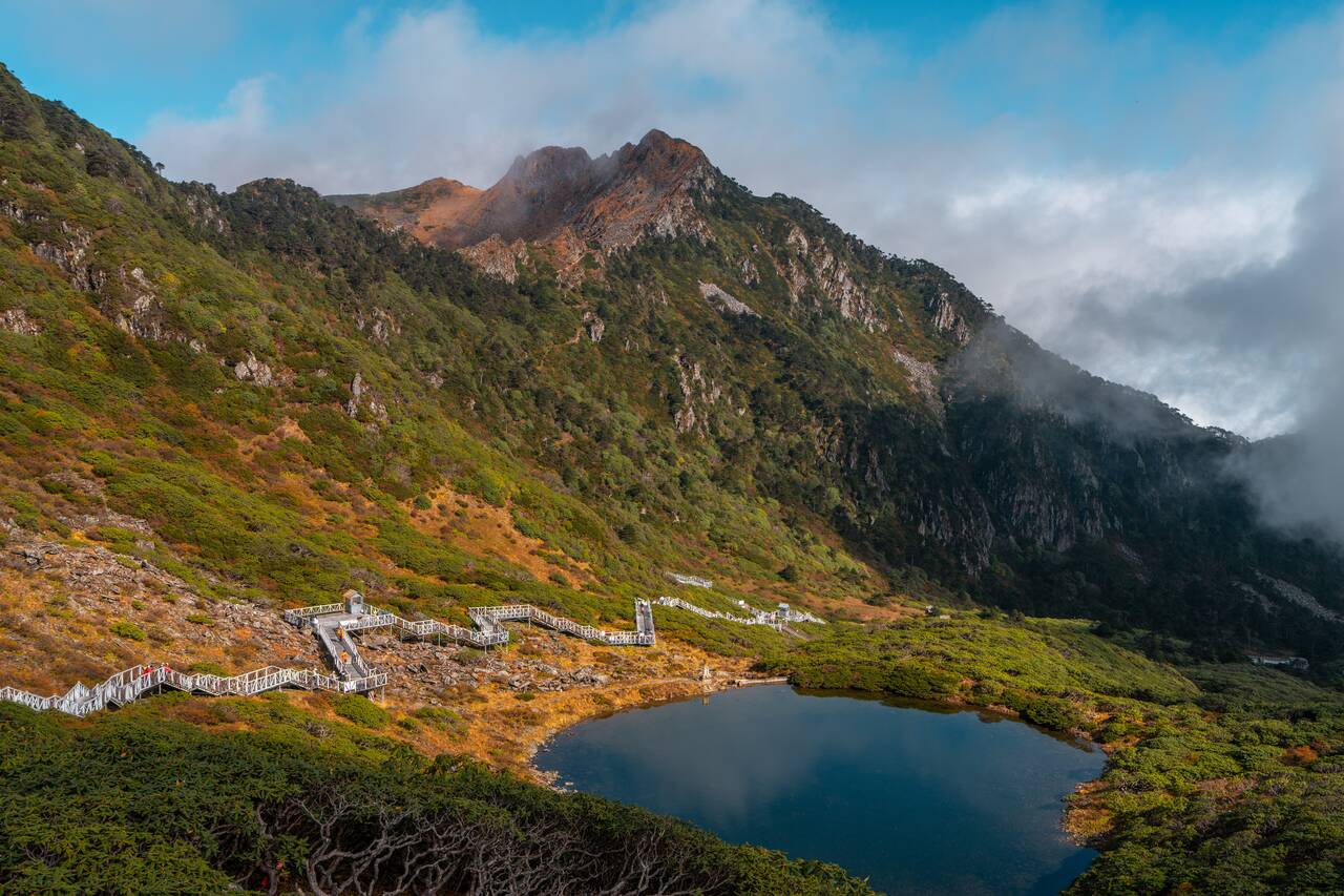 The view seen from Cangshan Mountain