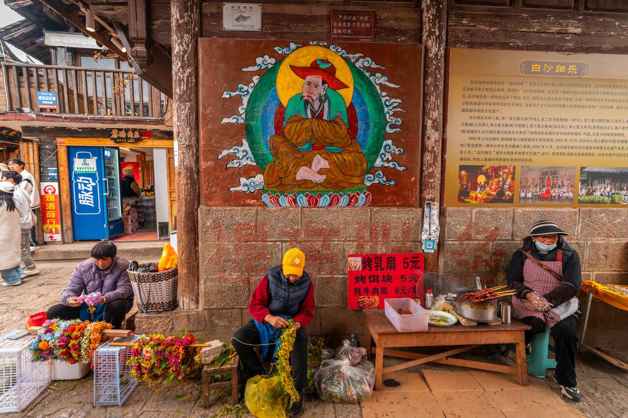 Murals at Baisha Ancient Town