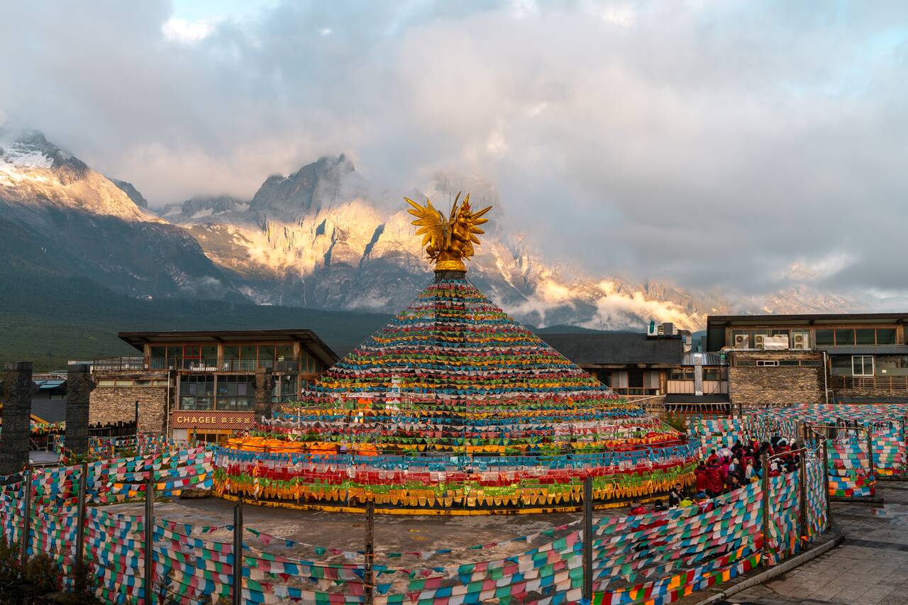The prayer flags at Yulong Snow Mountain