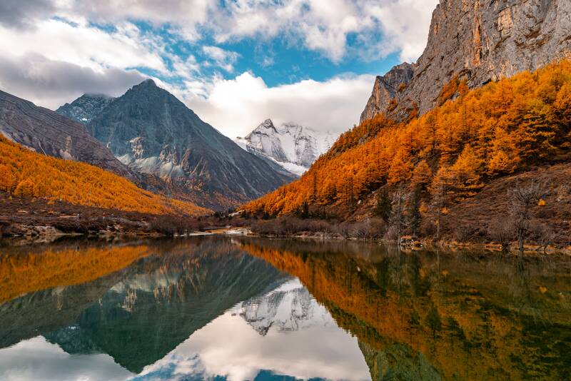 Visiting Yading: A Complete Travel & Hiking Guide