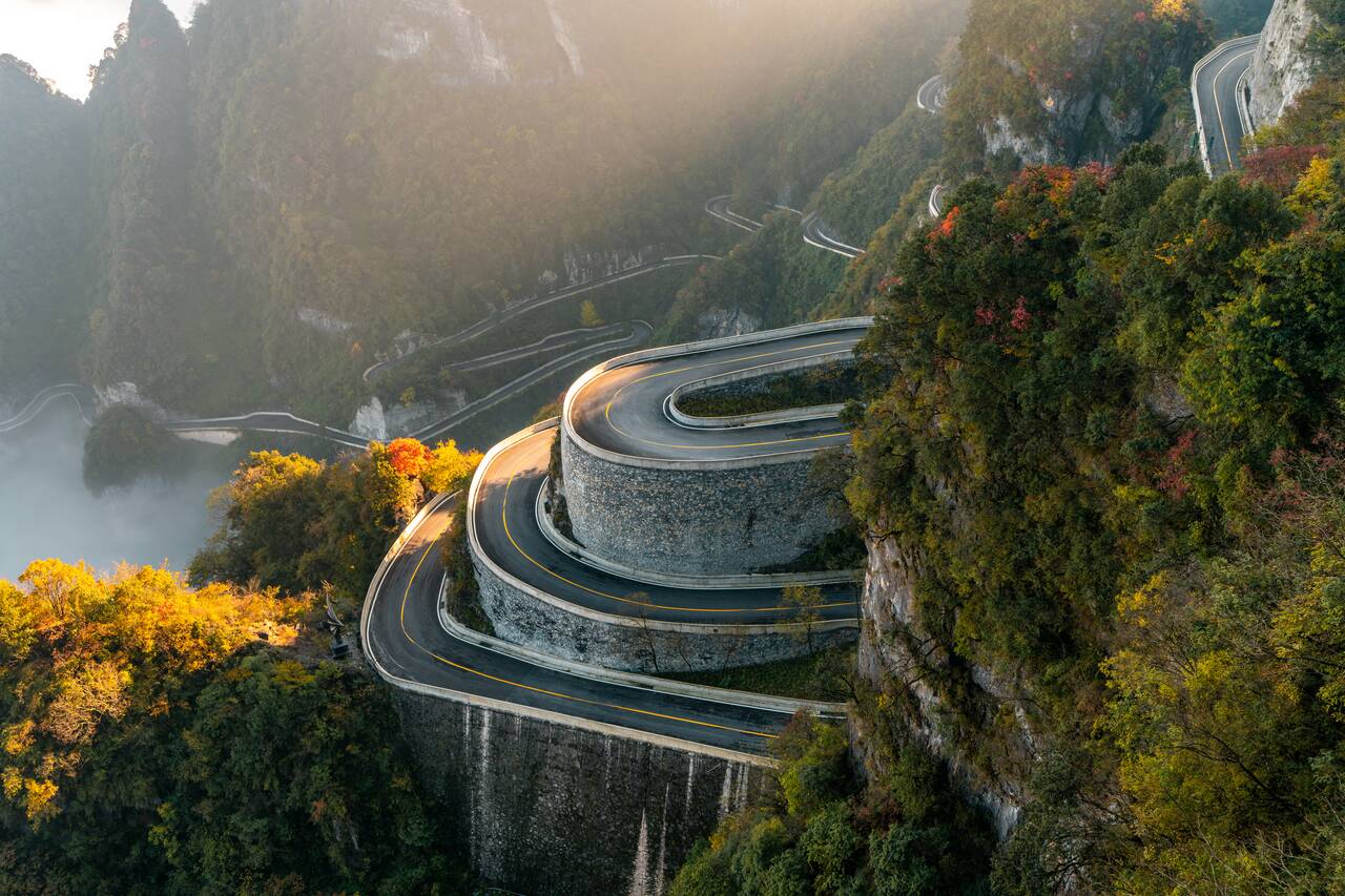 99 Bend at Tianmen Mountain