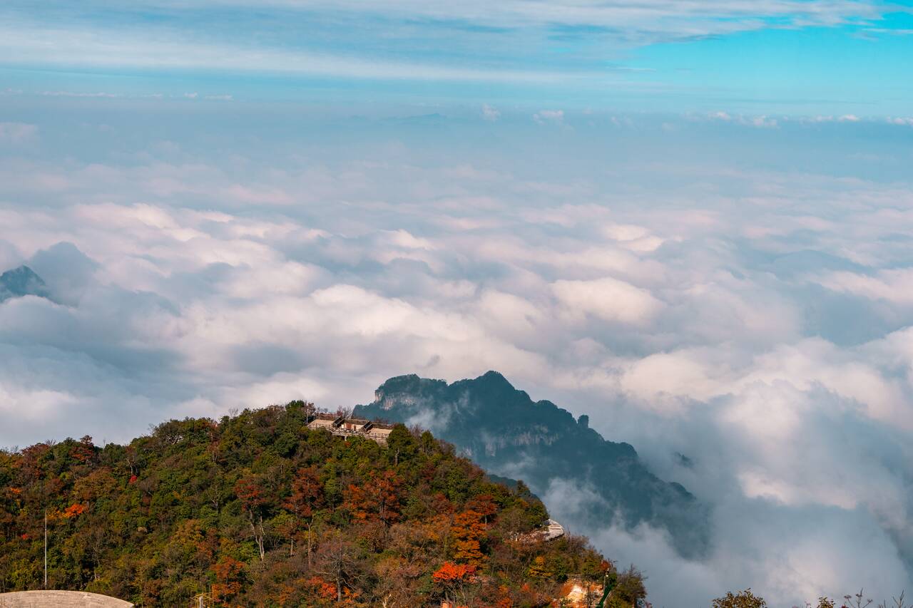 Sea of clouds seen from Yunmeng Fairy Peak