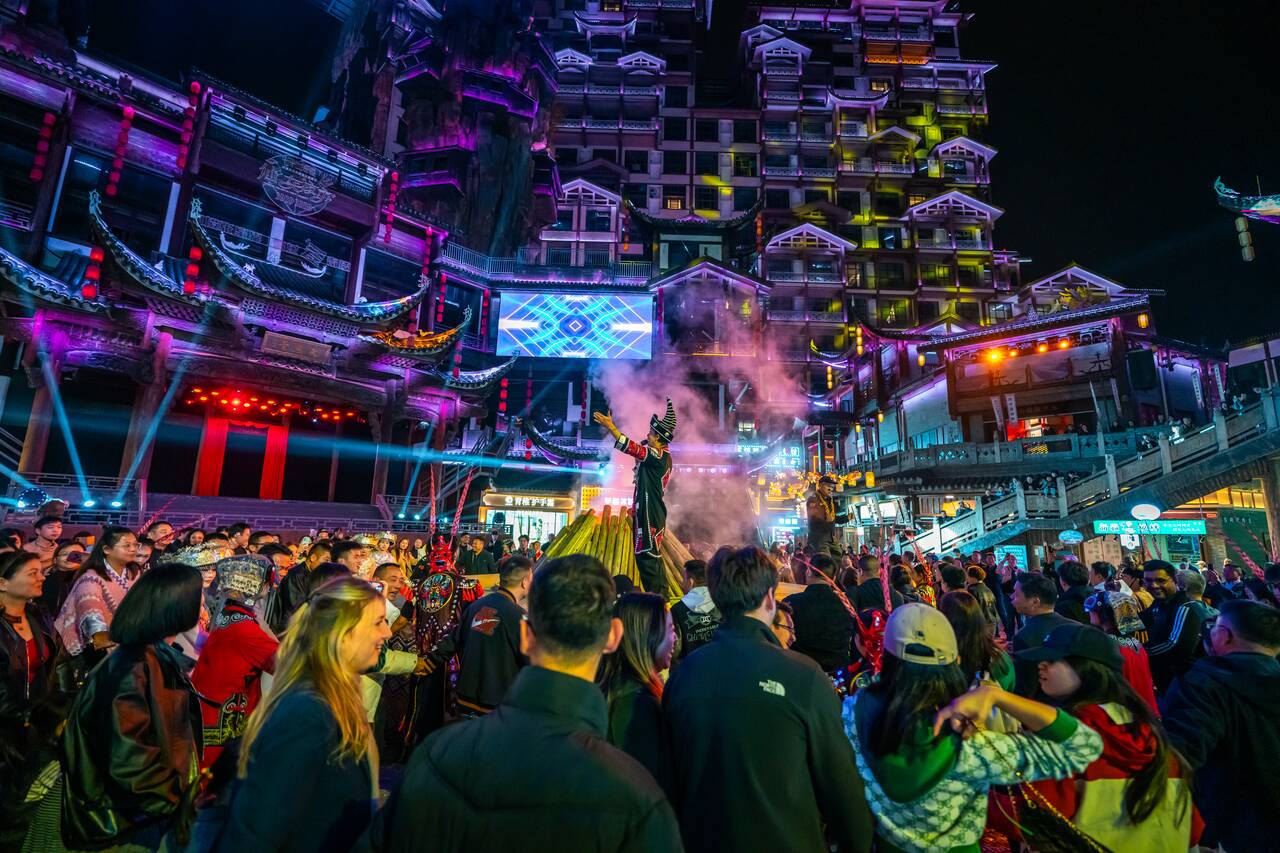 Crowds at 72 Strange Buildings