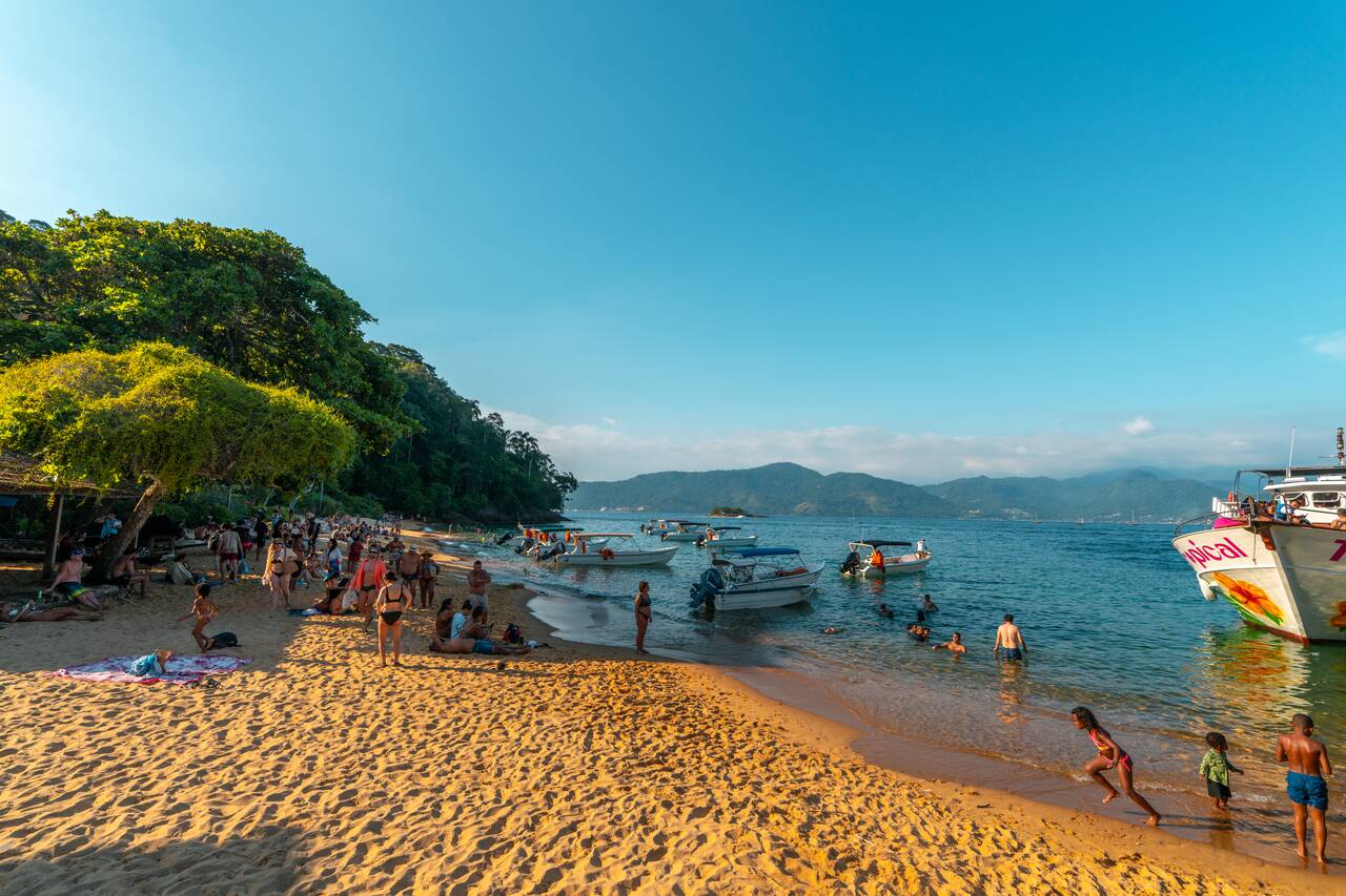 Beautiful beaches on one of the islands near Paraty