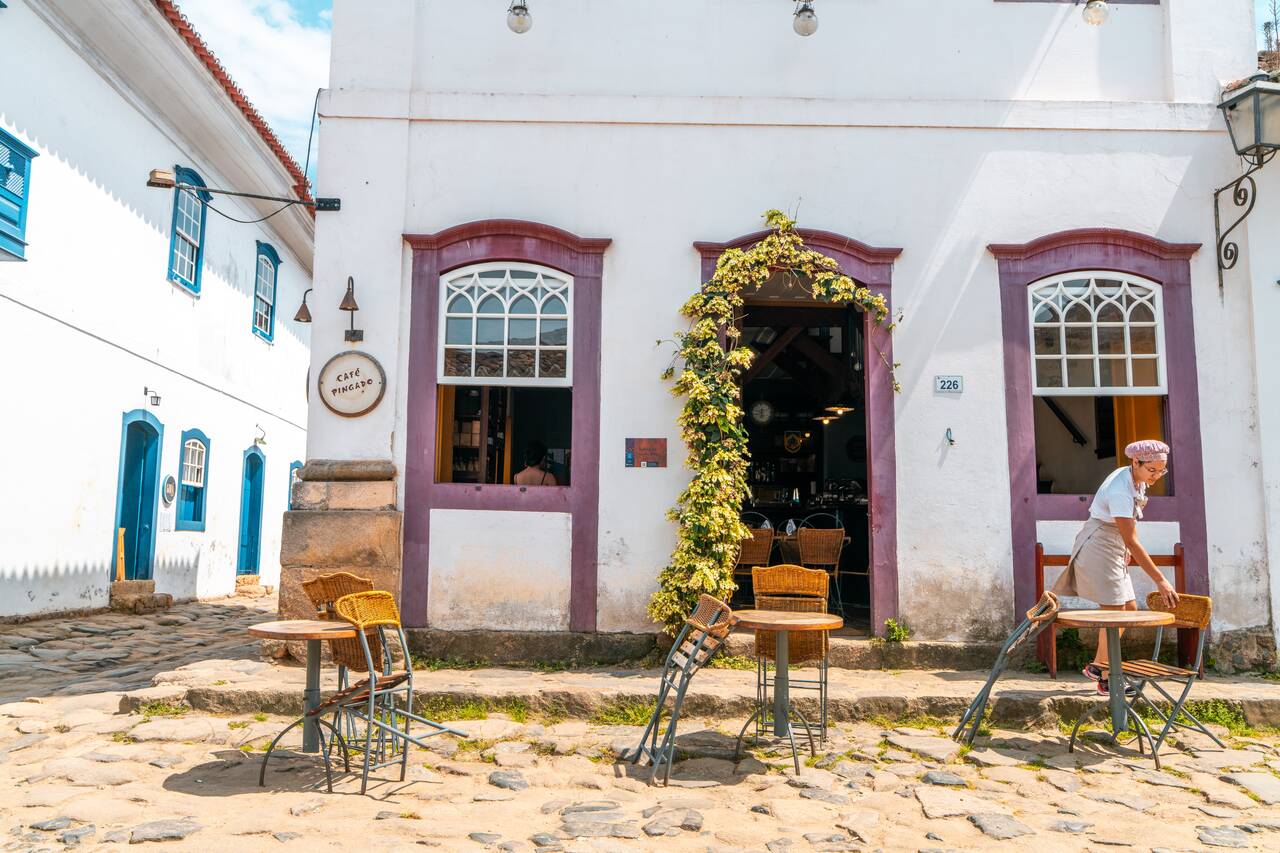 Exterior of Café Pingado
