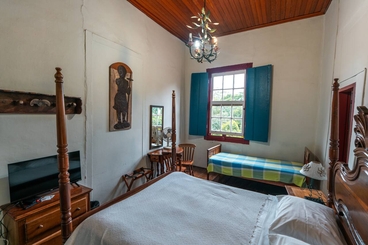 The interior of a room inside a colonial inn i was staying
