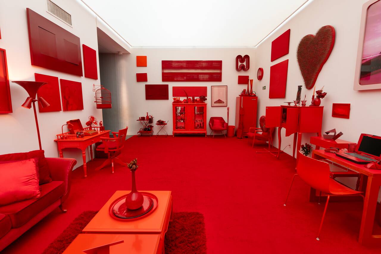 The red room at Cildo Meireles Gallery