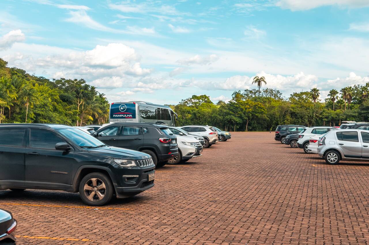 The exact spot where the shuttle leaves from Inhotim back to Belo Horizonte