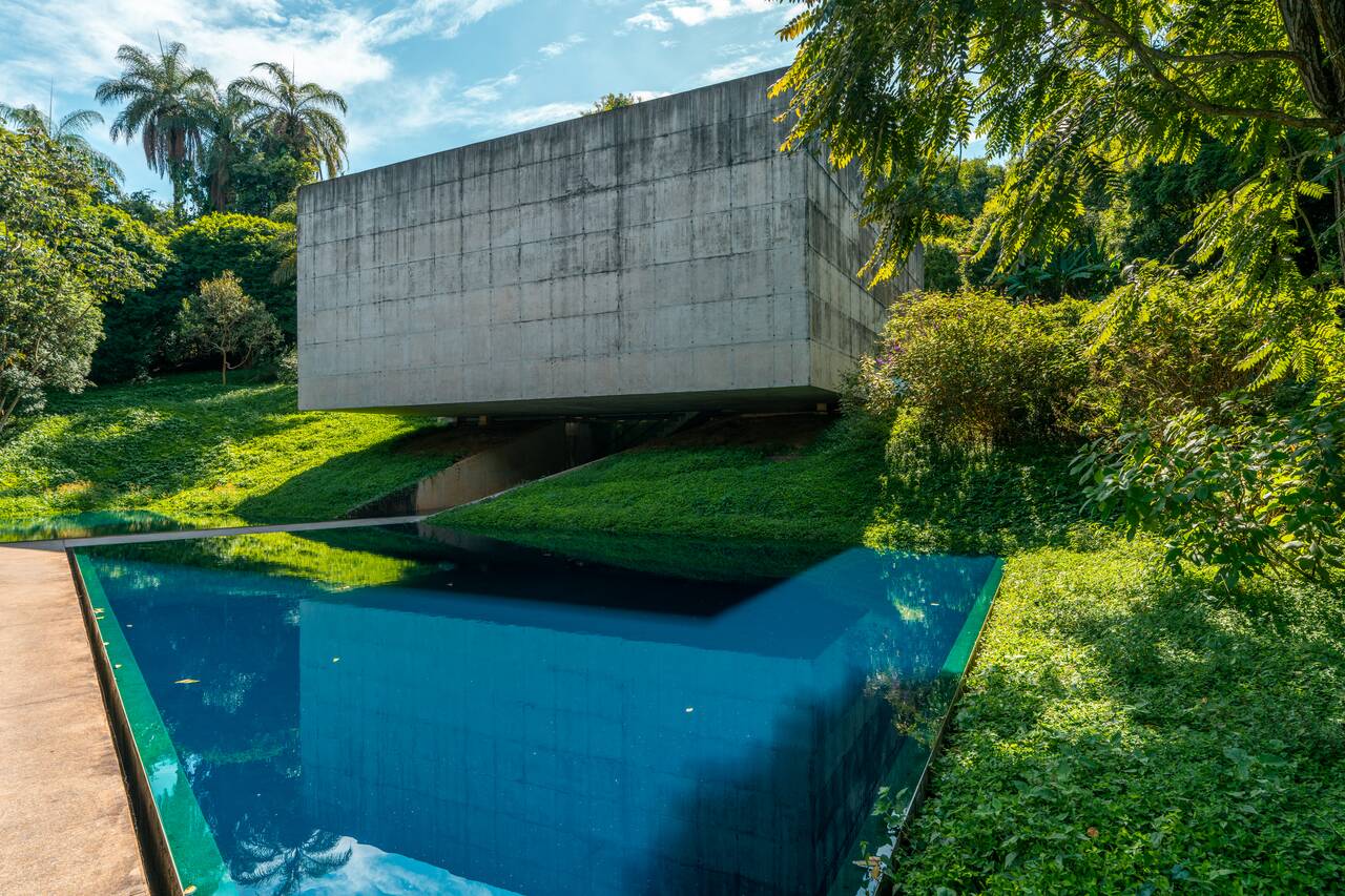 A brutalist gallaery at Inhotim
