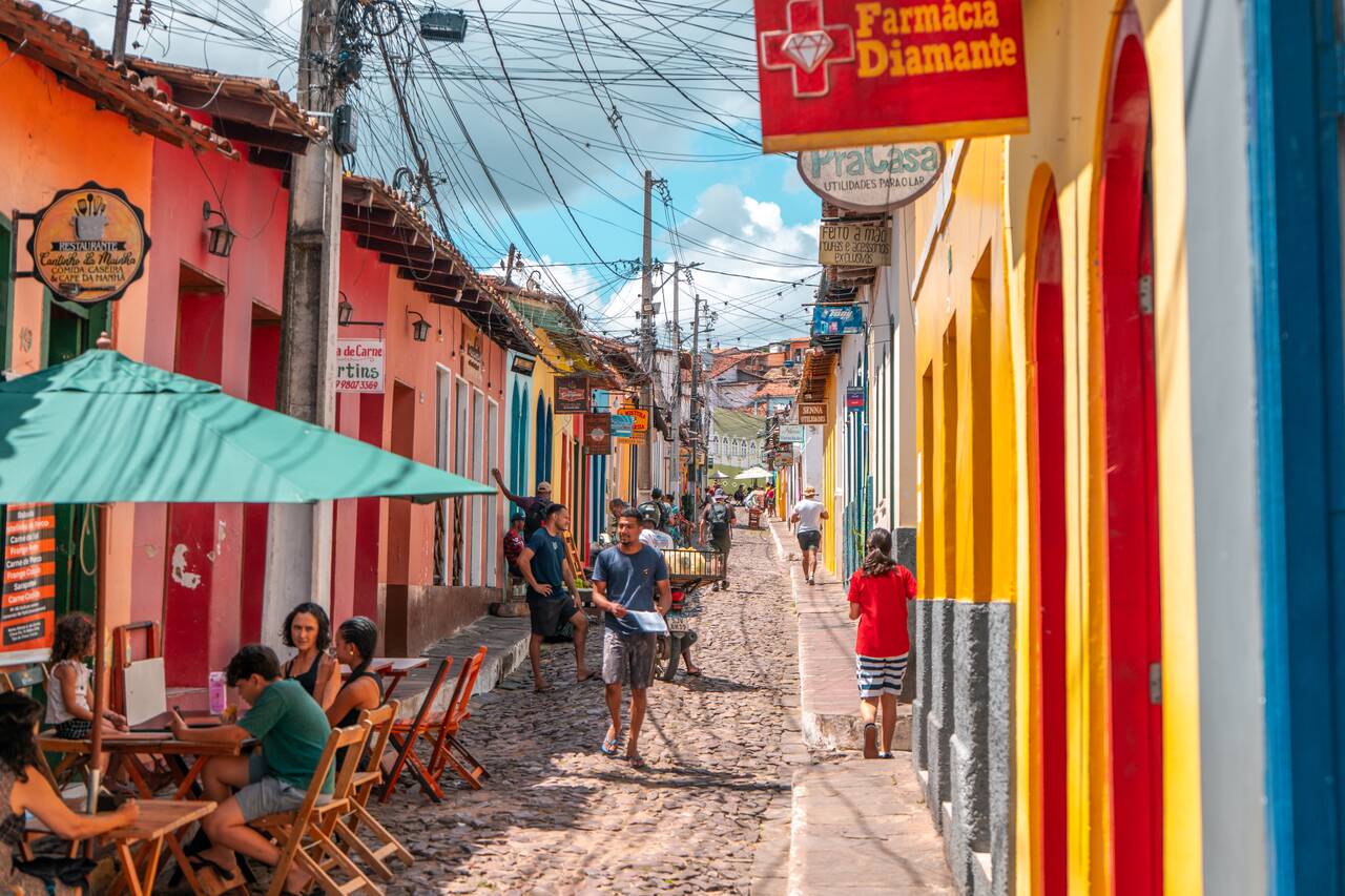 People on the streets of Lencois during the day