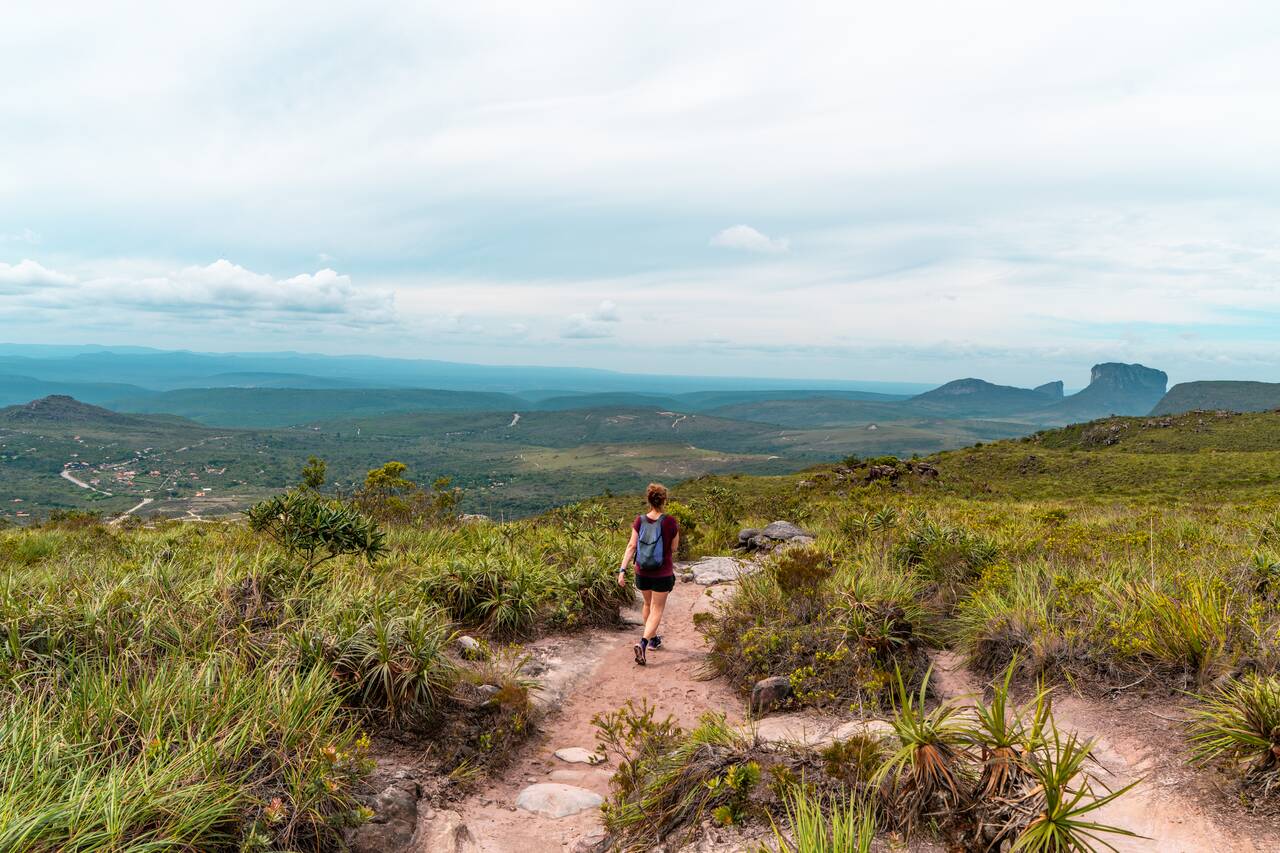 My friend hiking down the trail from Cachoeira da Fumaça
