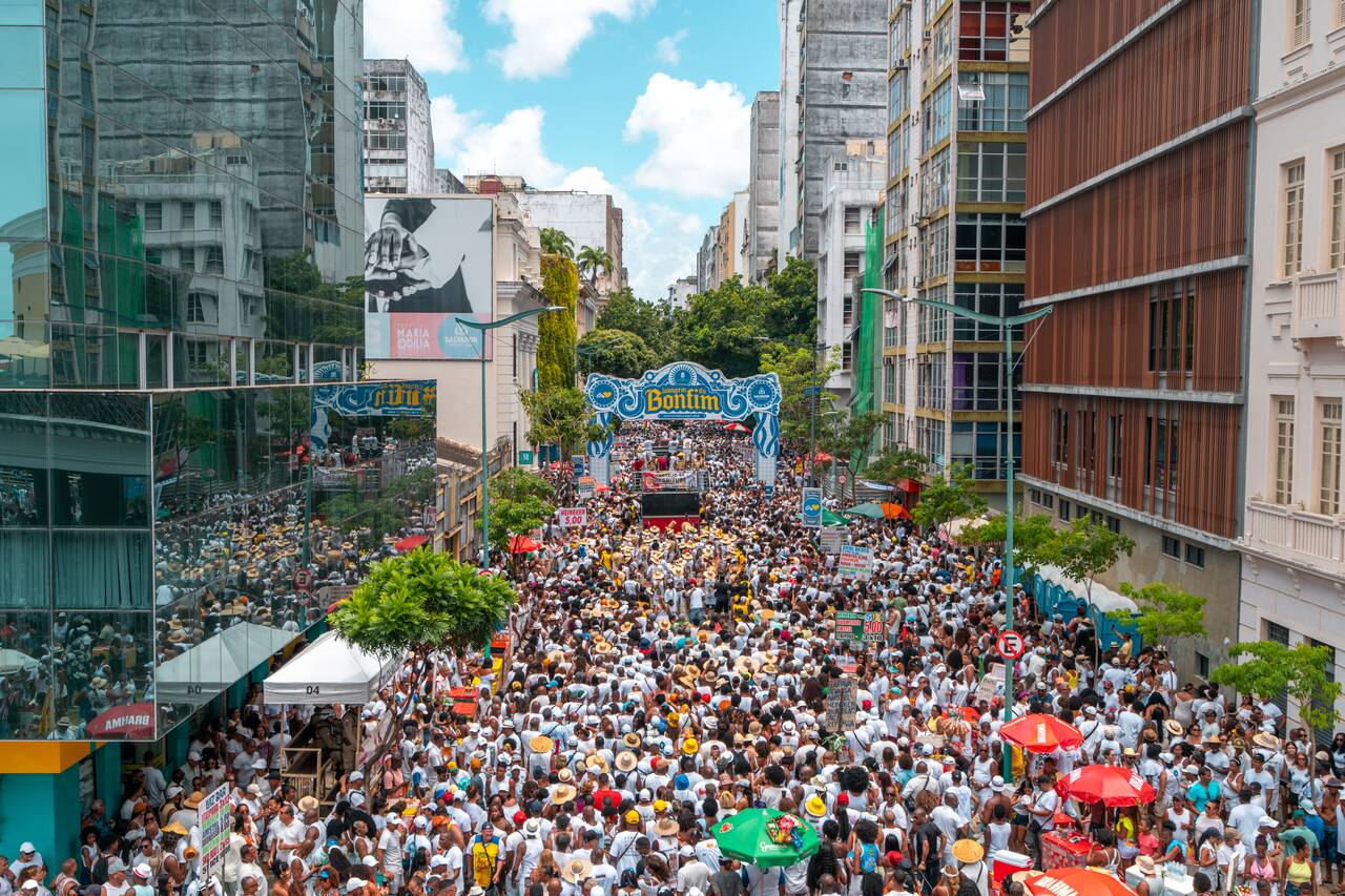 Crowds at Bonfim Festival