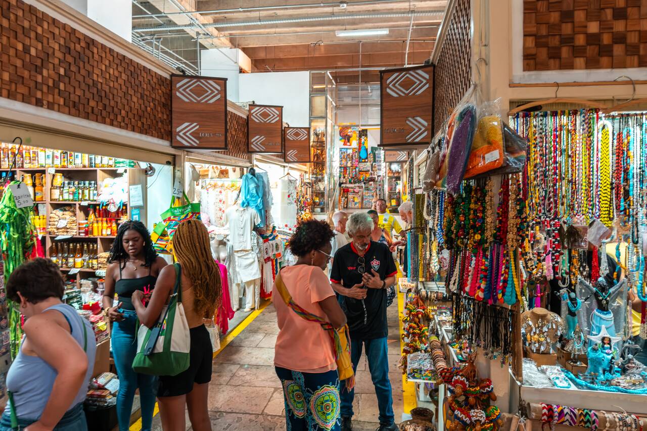 People shopping at Mercado Modelo