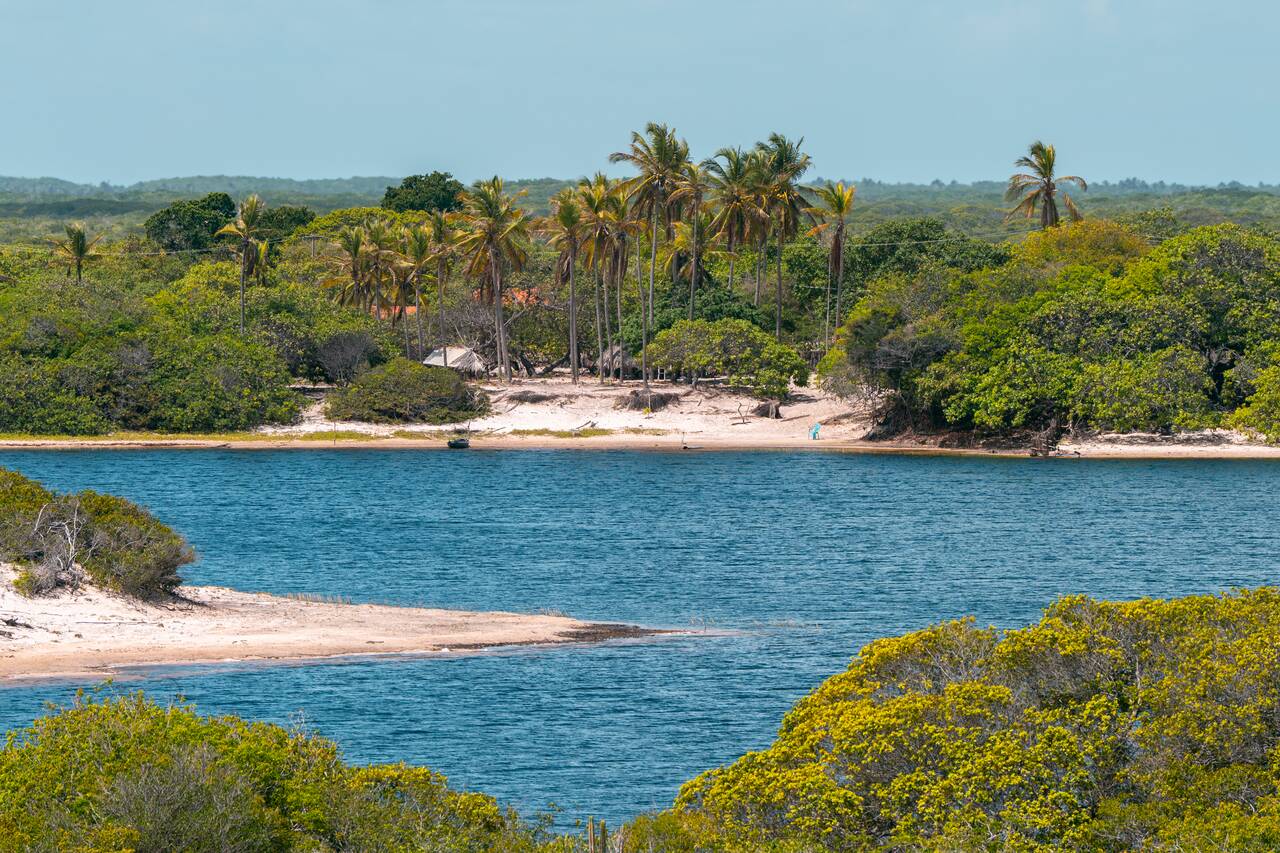 Communities near Lagoa da Esperança
