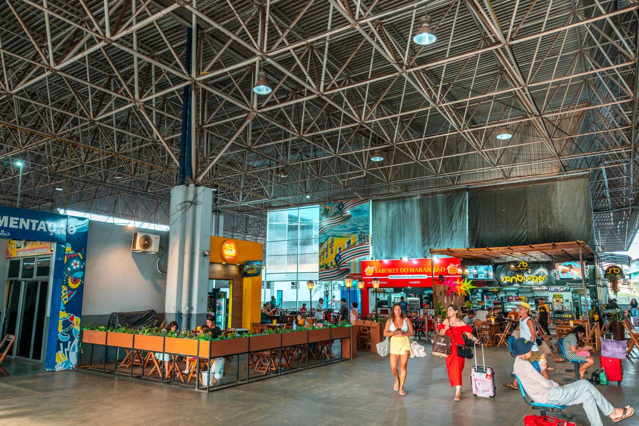 People at Terminal Rodoviário de São Luís