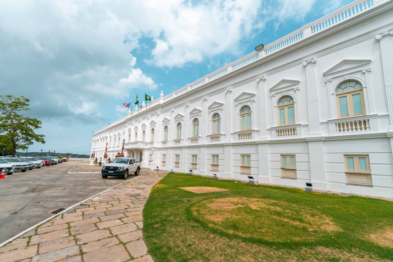 Exterior of Palácio dos Leões