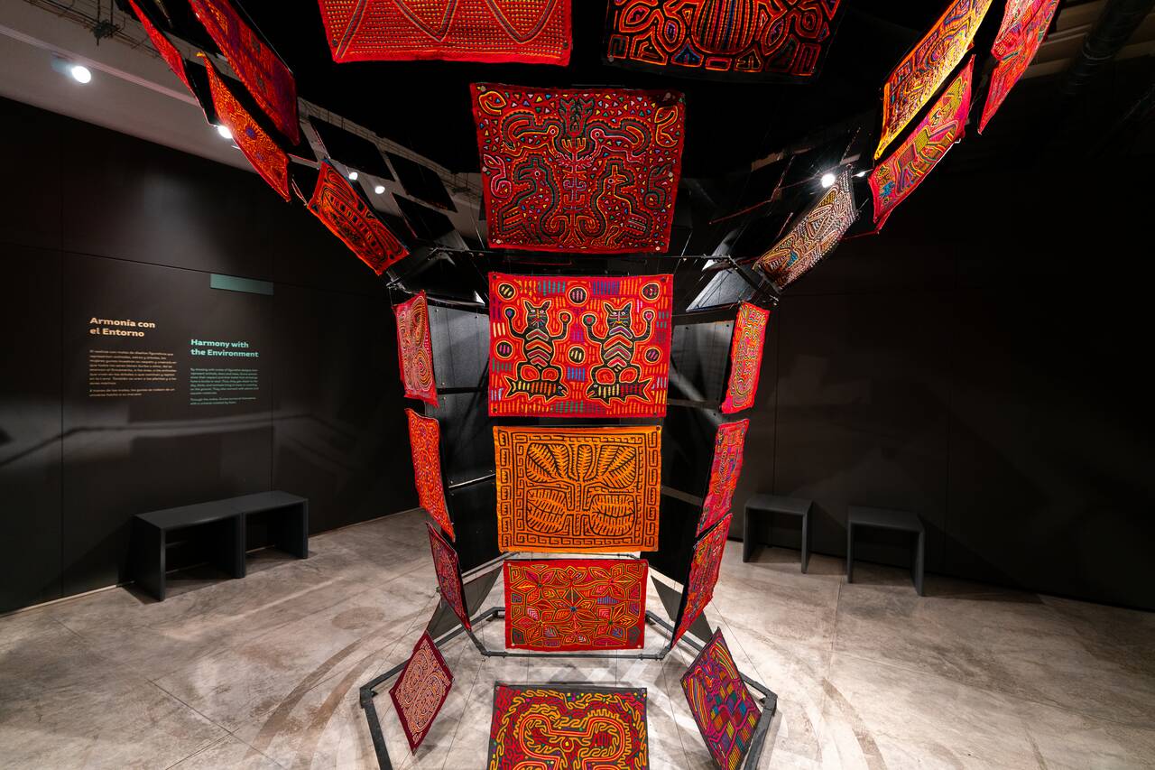 Inside Mola Museum