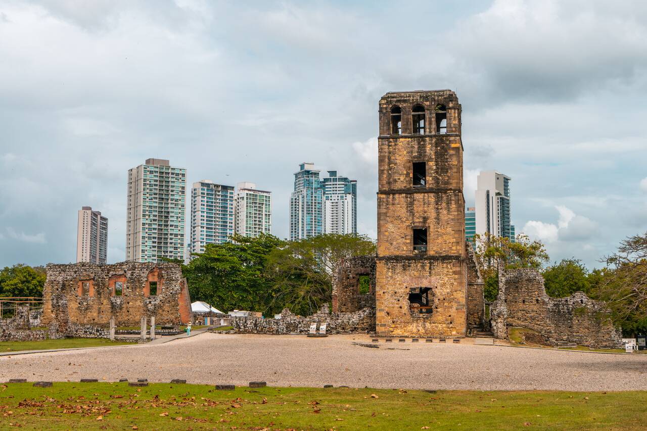 Panamรก Viejo seen from afar