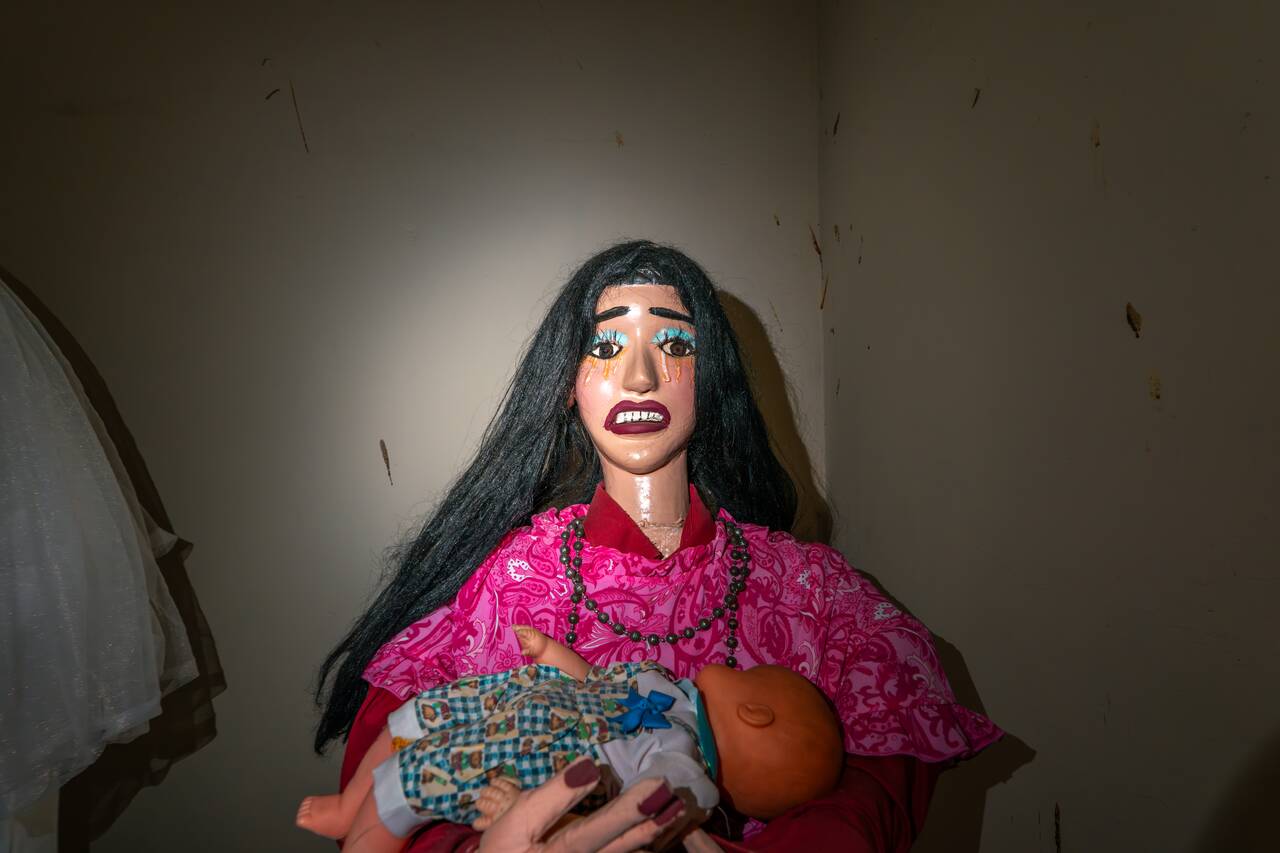 A crying widow statue at Museum of Traditions and Legends