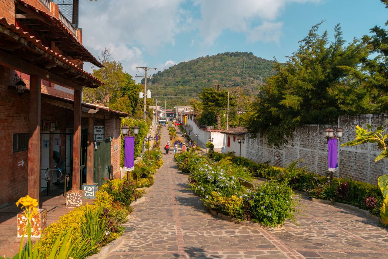 The street of towns along Ruta de las Flores