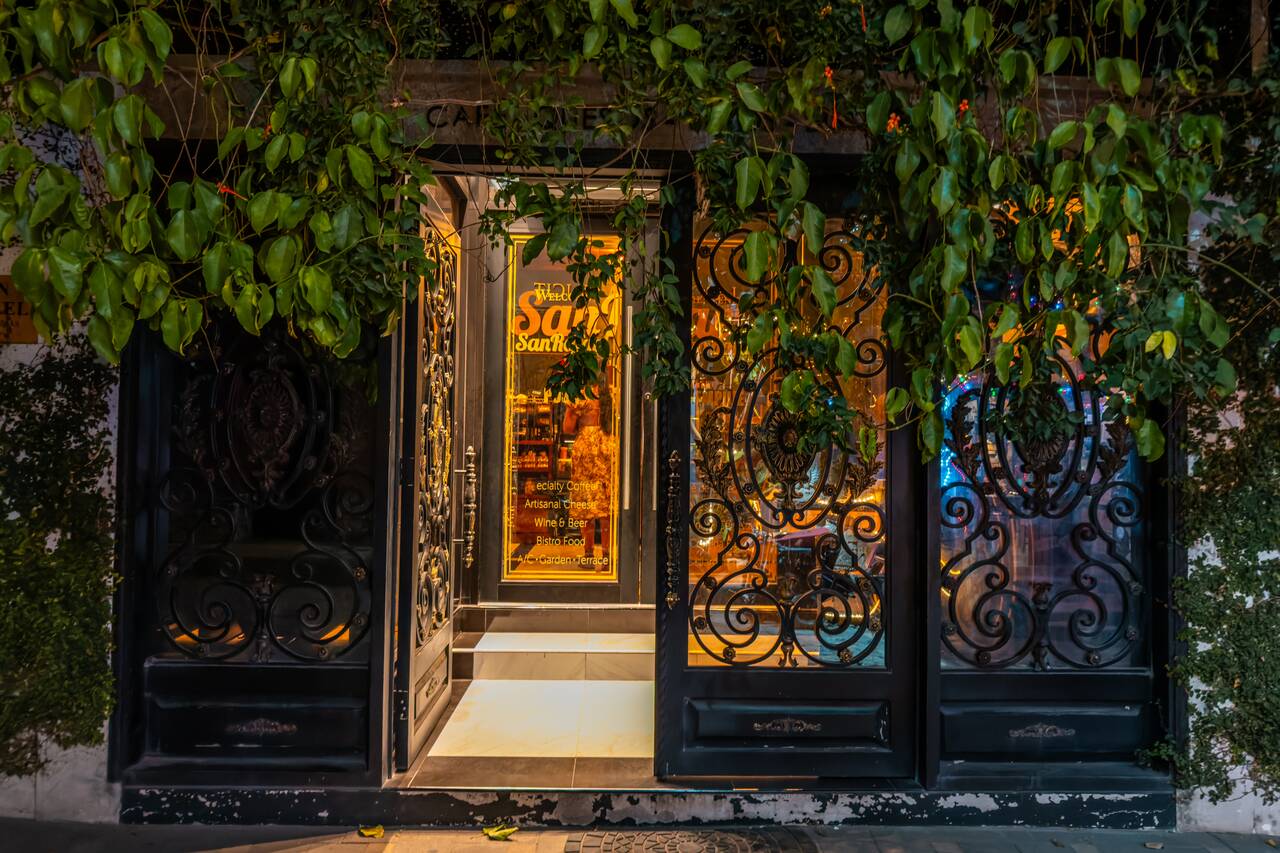 The entrance to Café San Rafael