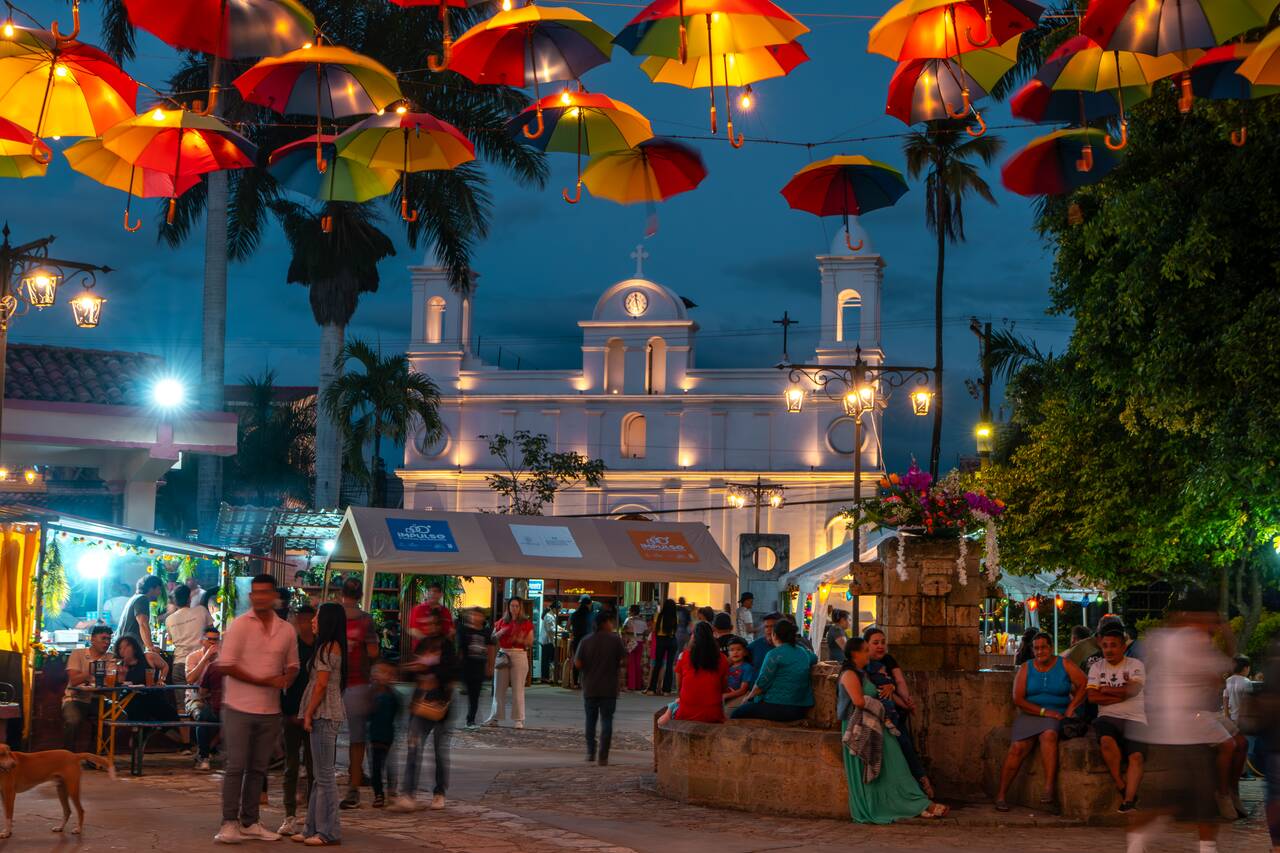 The white church at Parque Central in the evening