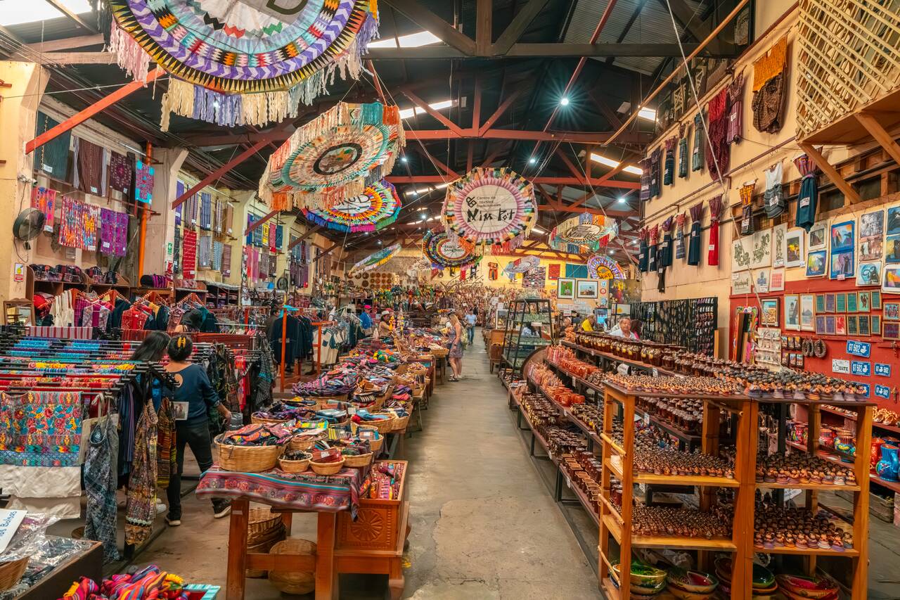 Interior of Nim Po’t