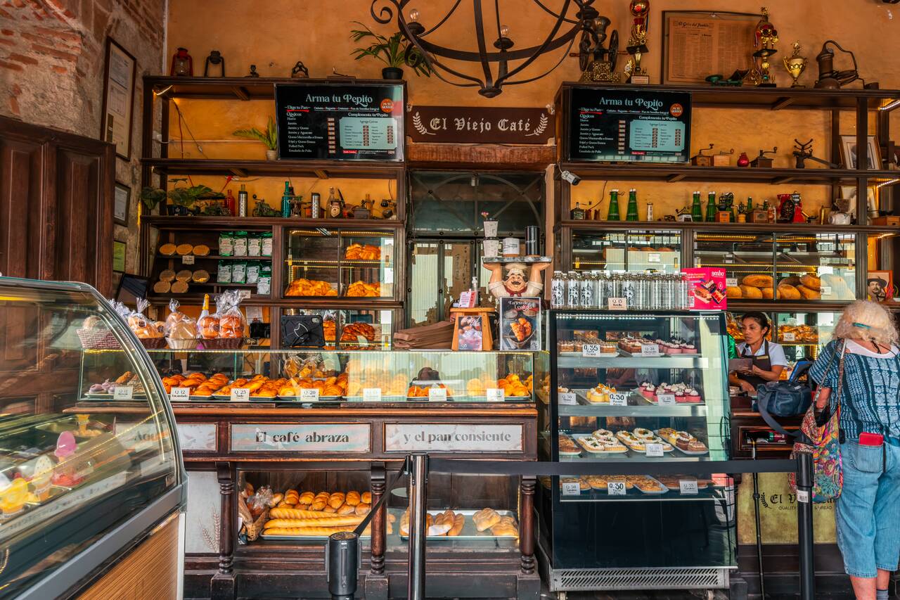 The bar area at the French Bakery part of El Viejo Cafe