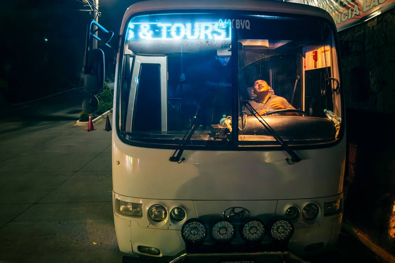 An overnight bus to Semuc Chapney