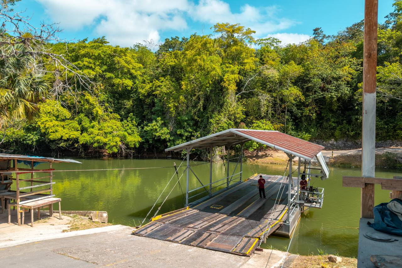The ferry crossing a river to Xunantunich