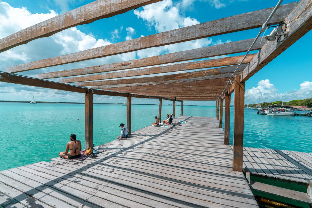 People chilling at Balneario Municipal El Aserradero