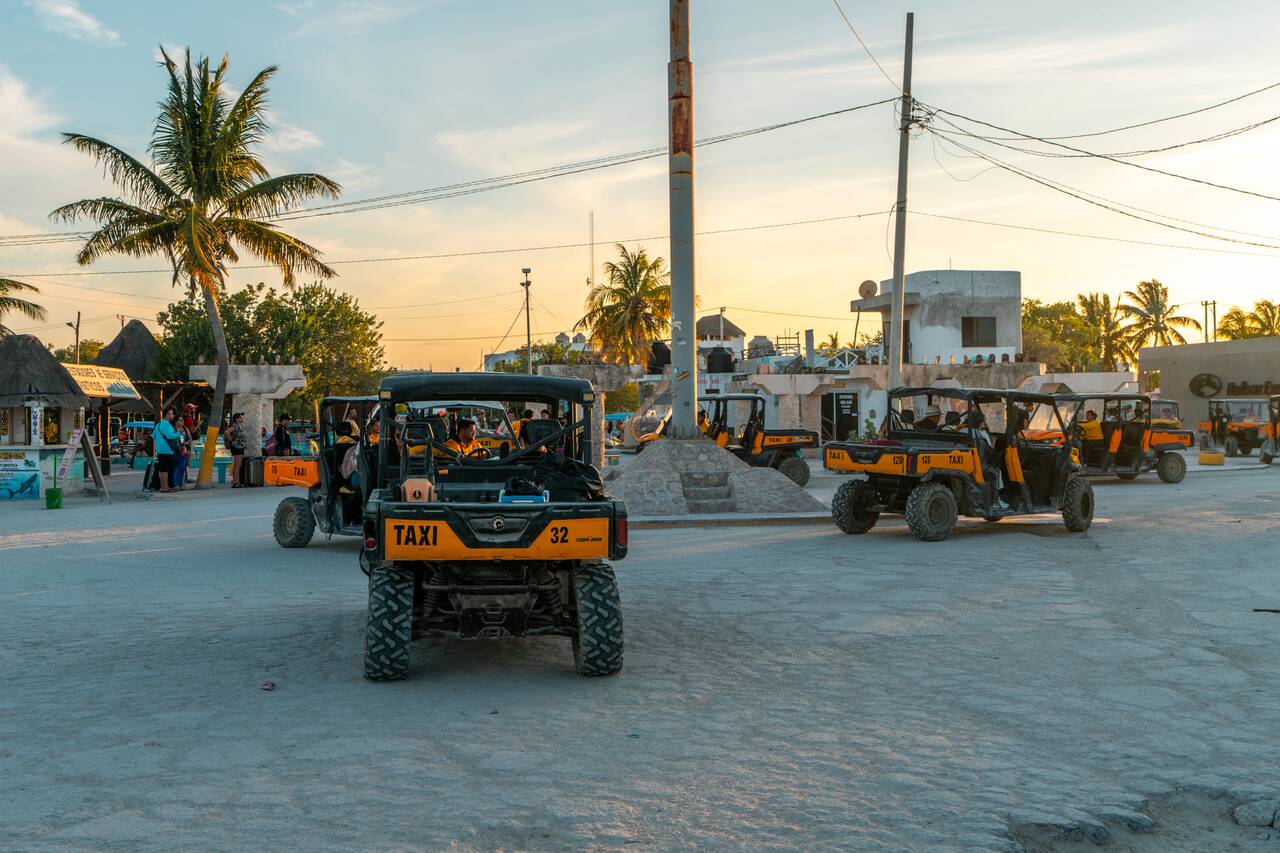 Taxis in Holbox