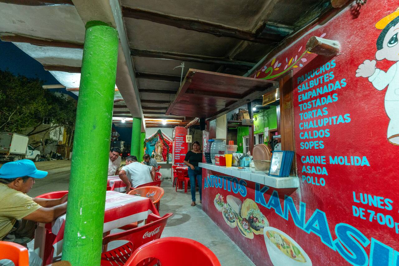 Locals eating at Antojitos Kanasin