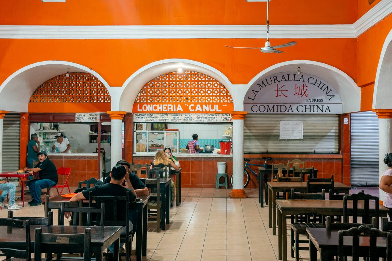 The front of Lonchería Canul