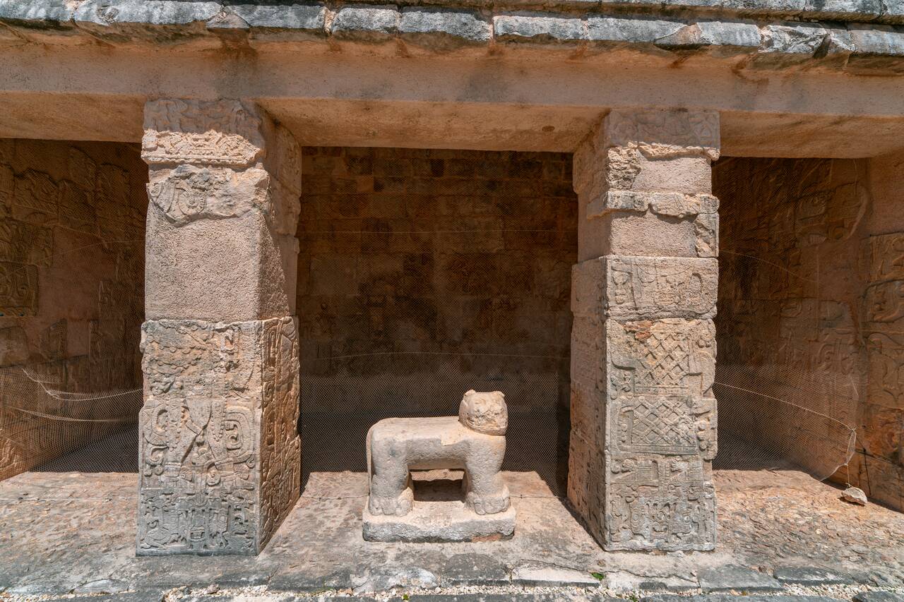 A beautiful temple at Chichén Itzá