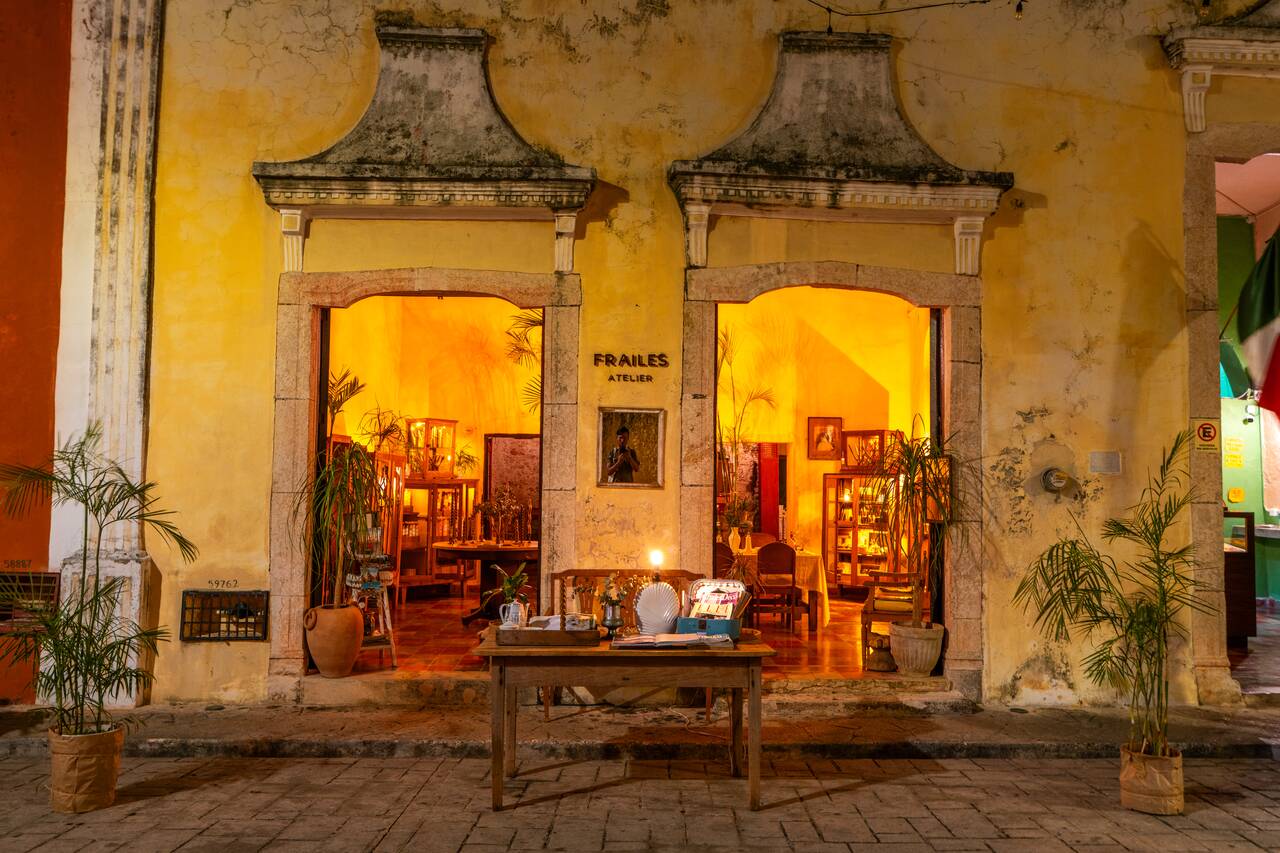 Boutique shops at Calzada de los Frailes in the Evening