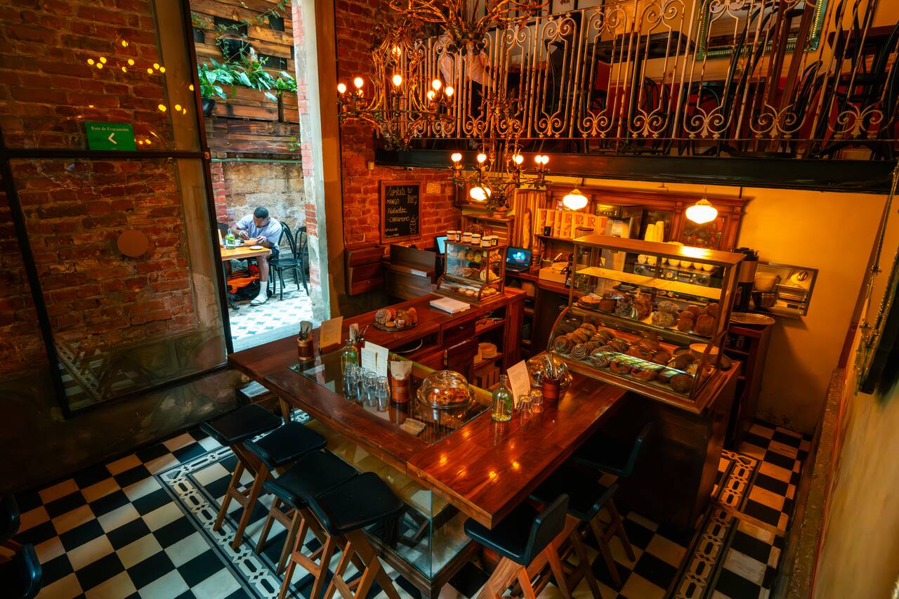 Interior of Café Nin