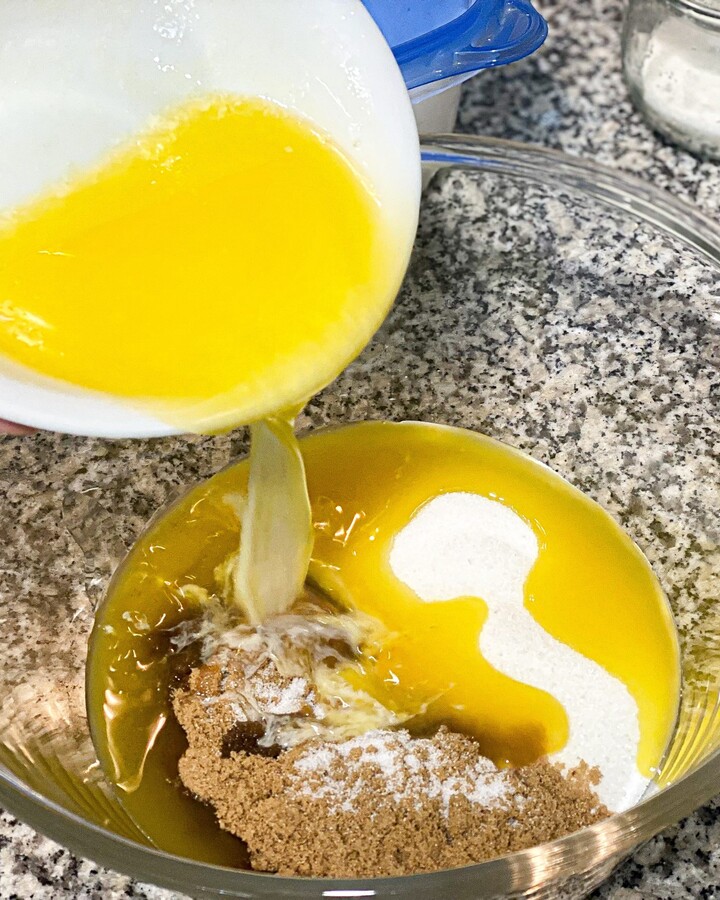 In a large bowl, beat the melted butter, salt, and sugar together until it is well combined. In a large bowl, beat the melted butter, salt, and sugar together until it is well combined.