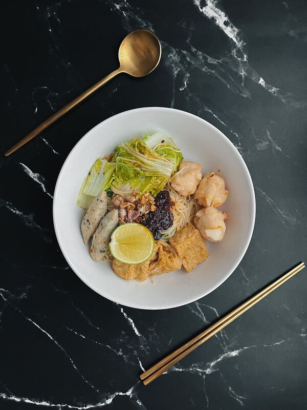 Thai Street Style Dry Tom Yum Noodle (Ba Mee Haeng) Recipe