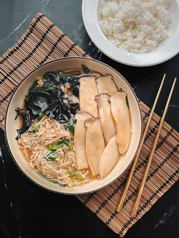 Authentic Thai Stir-Fried Mushroom in Oyster Sauce Recipe