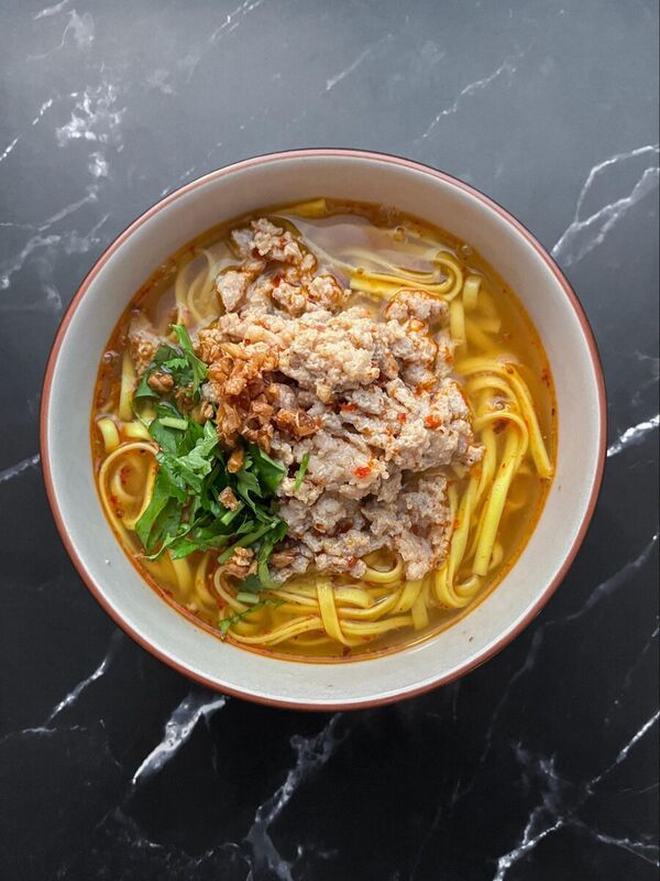 10-Minute Quick & Fresh Tom Yum Noodles Recipe
