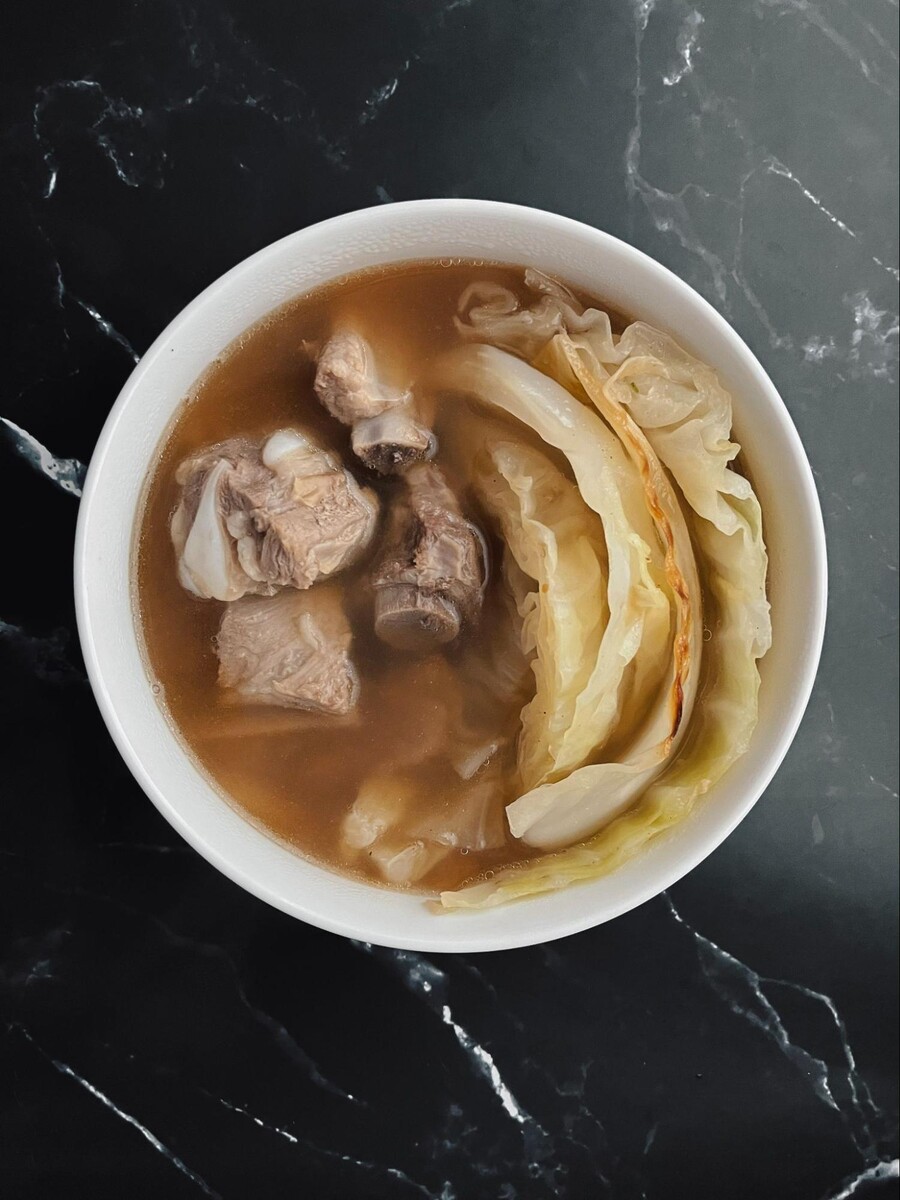 Thai-Style Pork Ribs and Cabbage Soup Recipe